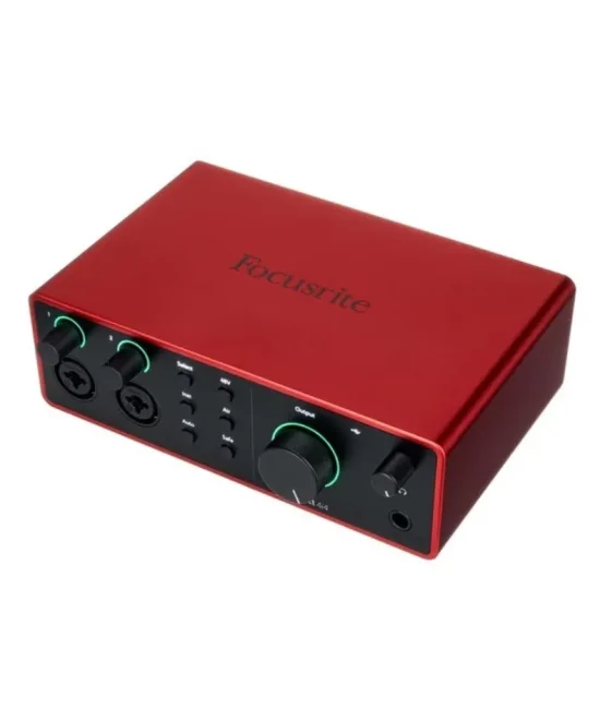 Focusrite Scarlett 4i4 4th Gen USB аудио интерфейс